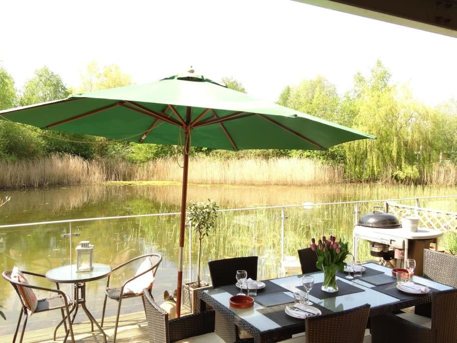 Blueberry Cottage - Lower Mill Estate Somerford Keynes Buitenkant foto