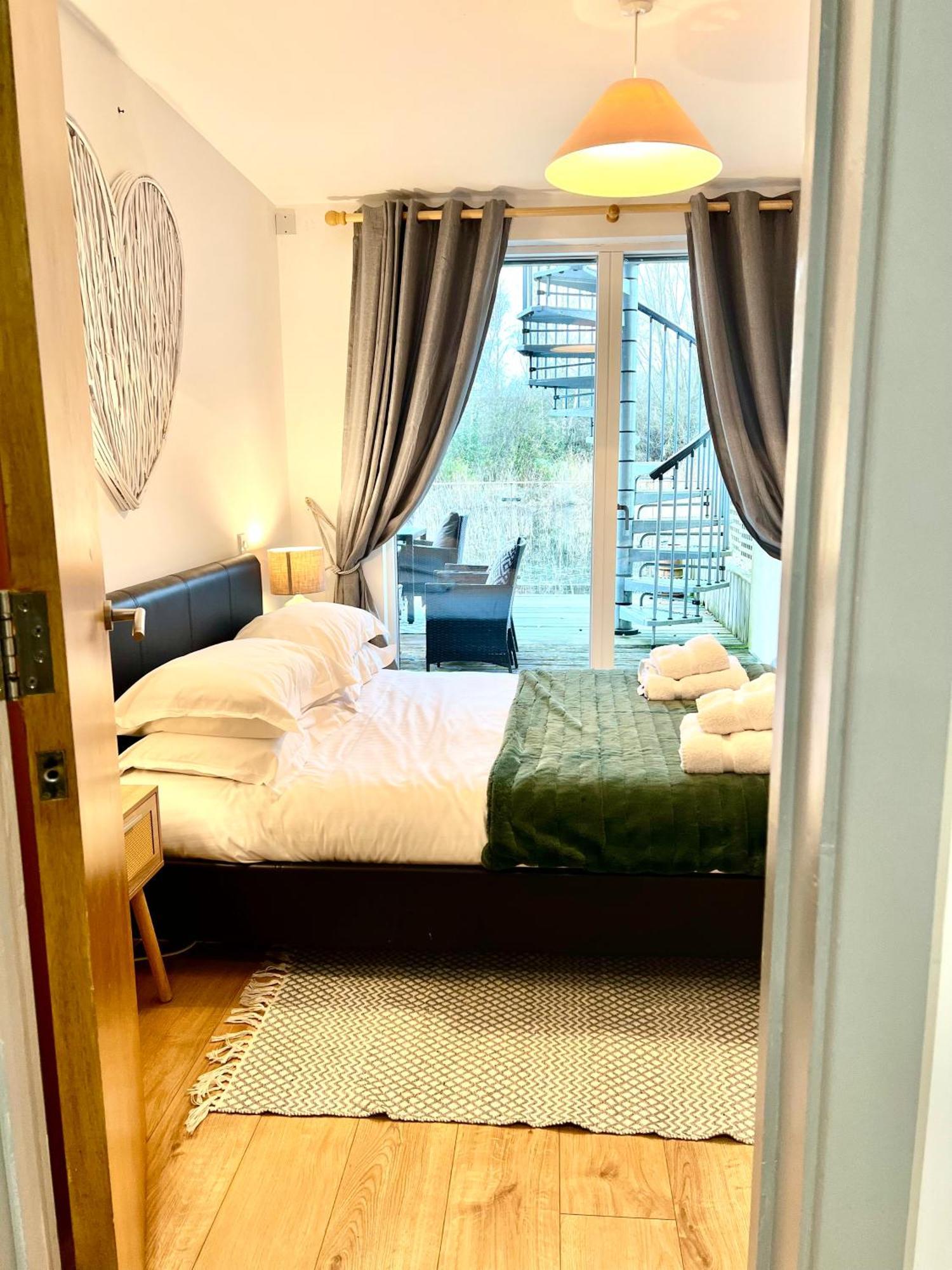 Blueberry Cottage - Lower Mill Estate Somerford Keynes Buitenkant foto
